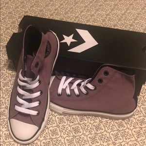 Girl’s Hi-top Chuck Taylor Converse shoes size 2